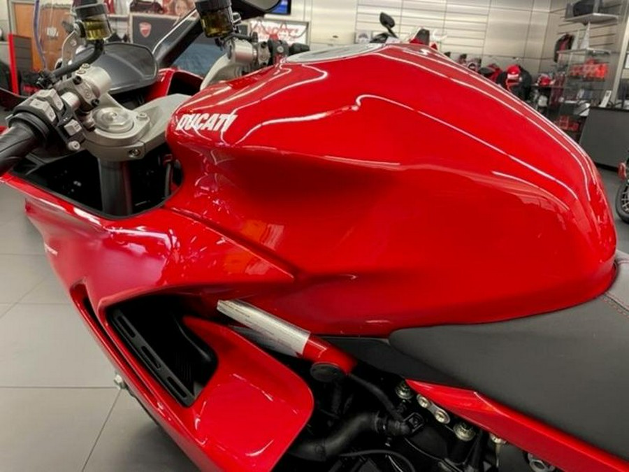 2023 Ducati SuperSport 950 Ducati Red