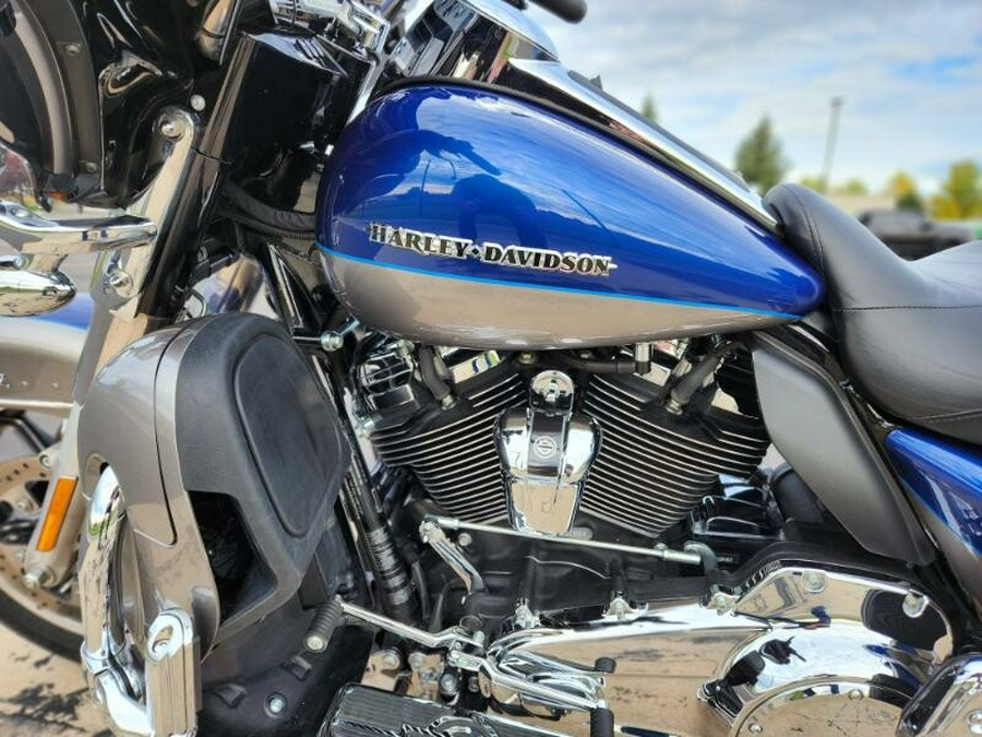 2017 Harley-Davidson Ultra Limited Bright Billiard Blue/Billiard Gray