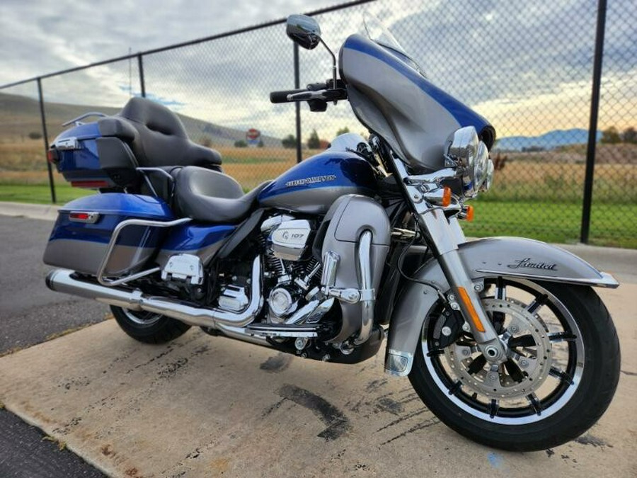 2017 Harley-Davidson Ultra Limited Bright Billiard Blue/Billiard Gray