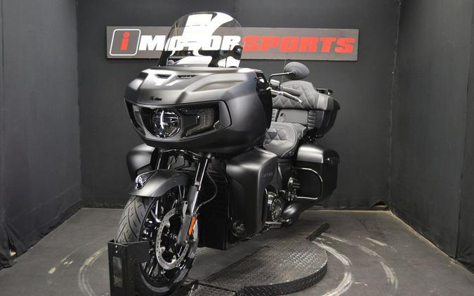 2024 Indian Motorcycle® Pursuit® Dark Horse® Black Smoke