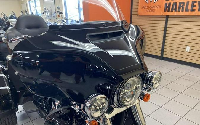 2024 Harley-Davidson® FLHTCUTG - Tri Glide® Ultra