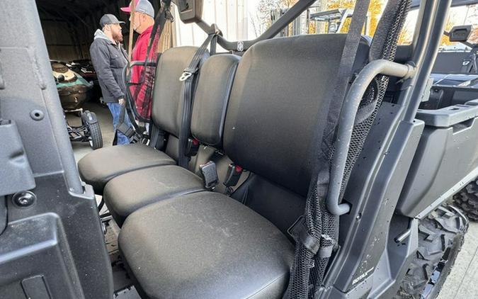 2025 Can-Am Defender MAX DPS HD9 Stealth Black