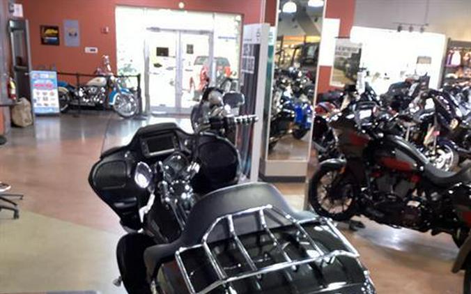 2017 Harley-Davidson Road Glide® Ultra