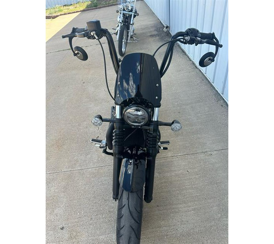 2019 Triumph Bonneville Bobber Black