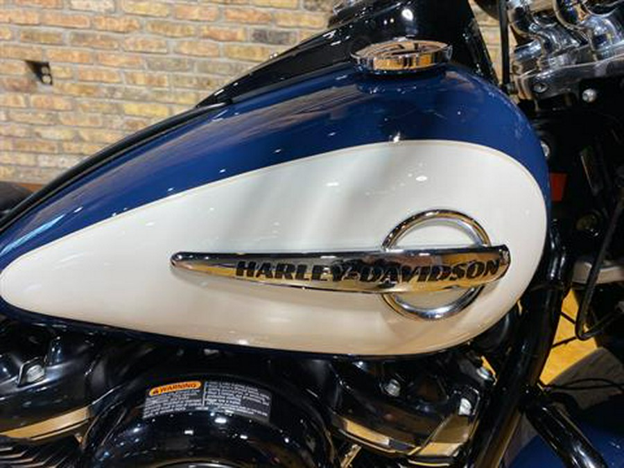 2019 Harley-Davidson Heritage Classic 107