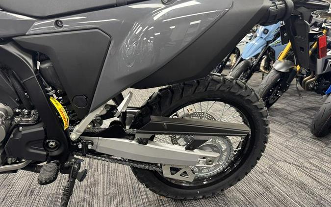 2025 Suzuki DR-Z4S