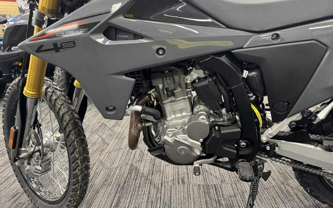 2025 Suzuki DR-Z4S