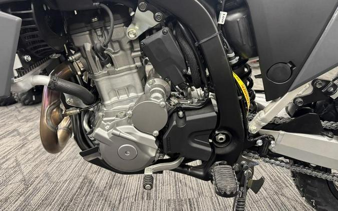 2025 Suzuki DR-Z4S