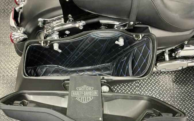2017 Harley-Davidson Street Glide Special Black Denim FLHXS