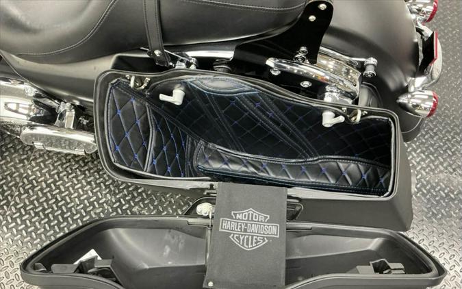 2017 Harley-Davidson Street Glide Special Black Denim FLHXS