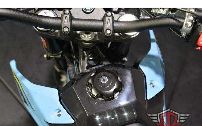 2025 Suzuki DR-Z4SM