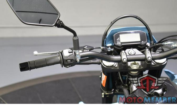 2025 Suzuki DR-Z4SM