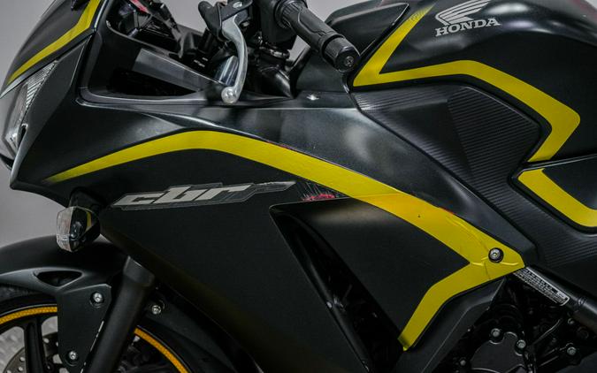 2015 Honda CBR®300R ABS