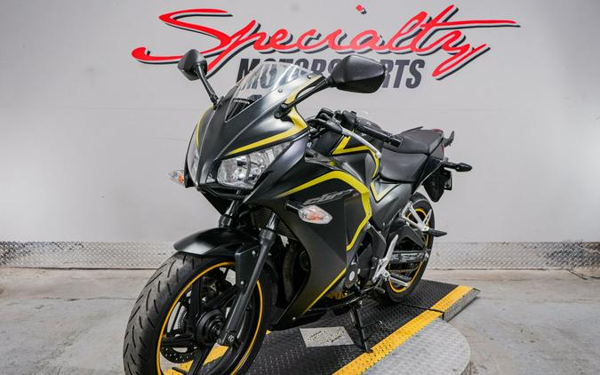 2015 Honda CBR®300R ABS