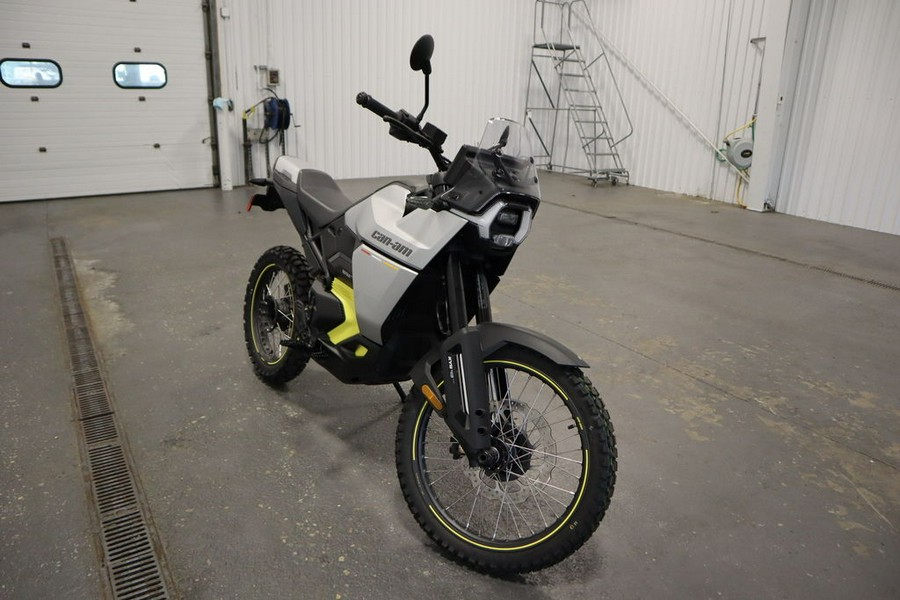 2025 Can-Am® Origin '73