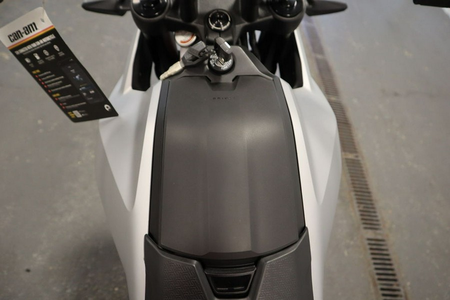 2025 Can-Am® Origin '73