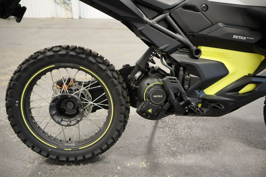 2025 Can-Am® Origin '73