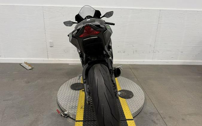 2025 Kawasaki Ninja ZX-10RR ABS
