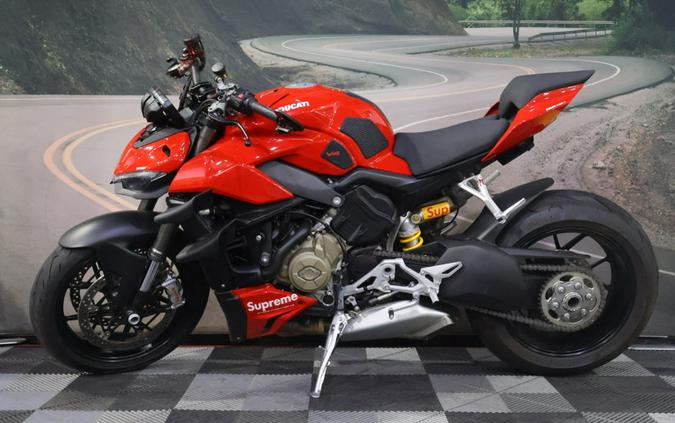 2022 Ducati Streetfighter V4 Ducati Red