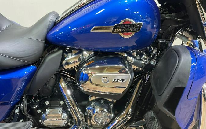 2024 Harley-Davidson Tri Glide Ultra Blue Burst FLHTCUTG