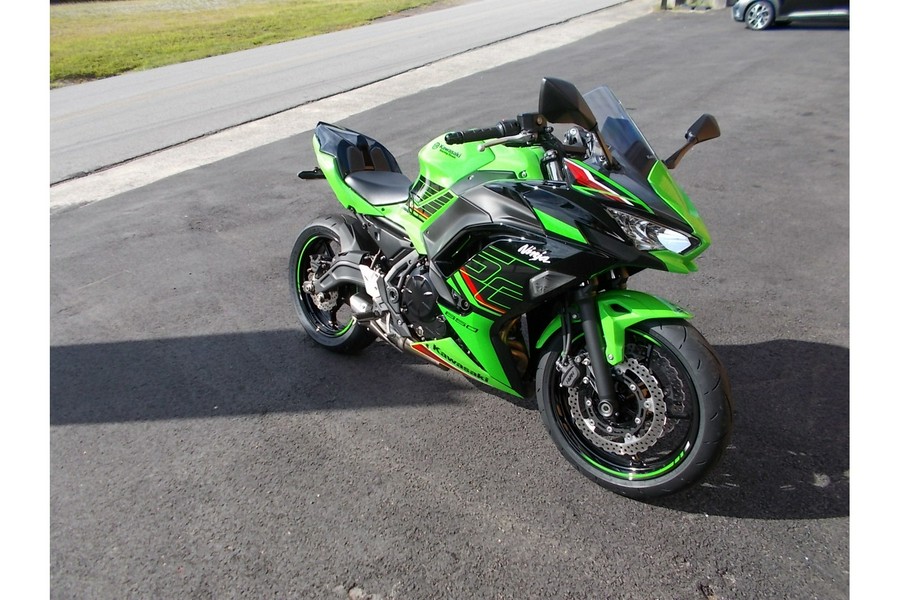 2023 Kawasaki Ninja® 650 KRT Edition ABS