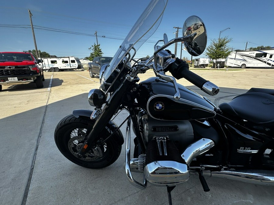 2021 BMW Motorrad R 18 Classic Blackstorm Metallic