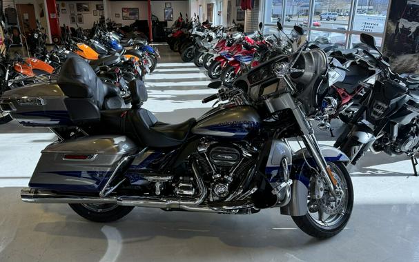 FLHTKSE 2017 CVO™ Limited