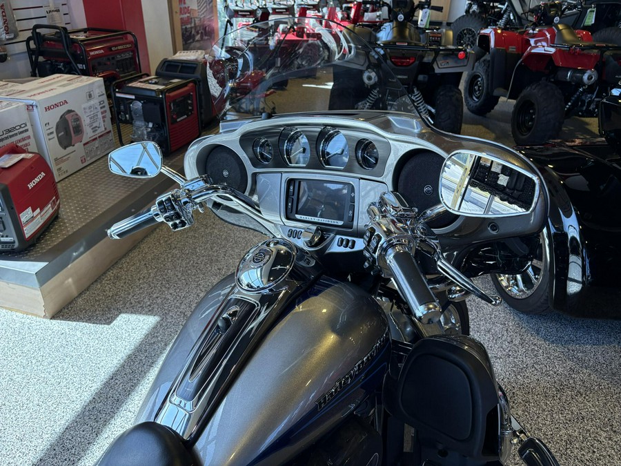 2017 Harley-Davidson FLHTKSE CVO Limited