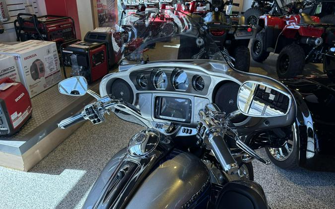 2017 Harley-Davidson FLHTKSE CVO Limited