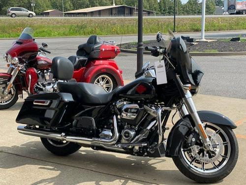 2020 Harley-Davidson Electra Glide Standard Review: Stripped-Down