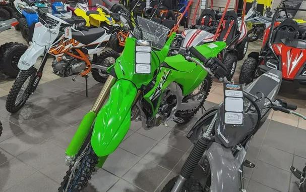 New 2025 KAWASAKI KX 450