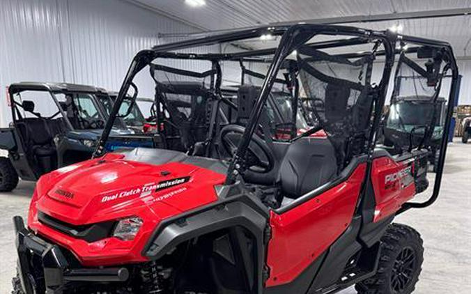 2025 Honda Pioneer 1000-5 Deluxe