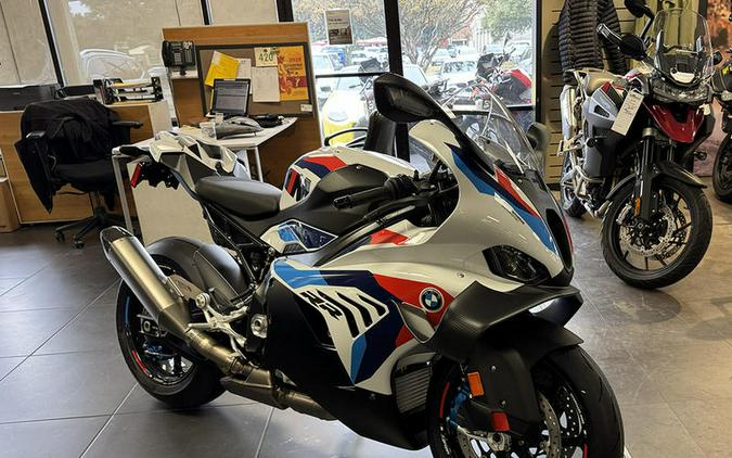 2026 BMW M 1000 RR Light White / M Motorsport