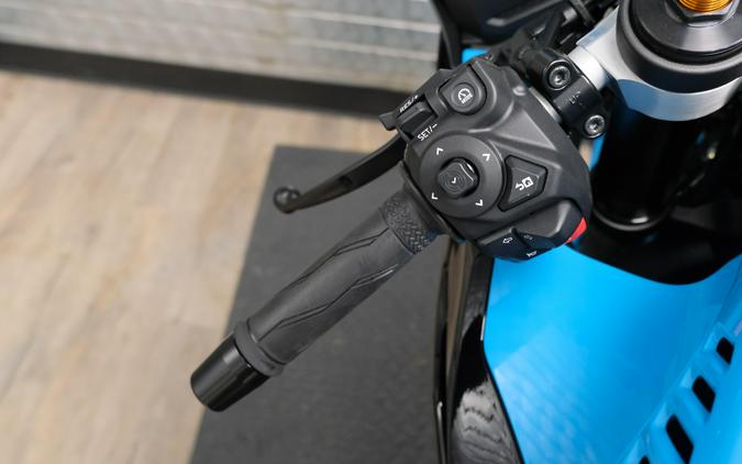 2026 YAMAHA YZFR7