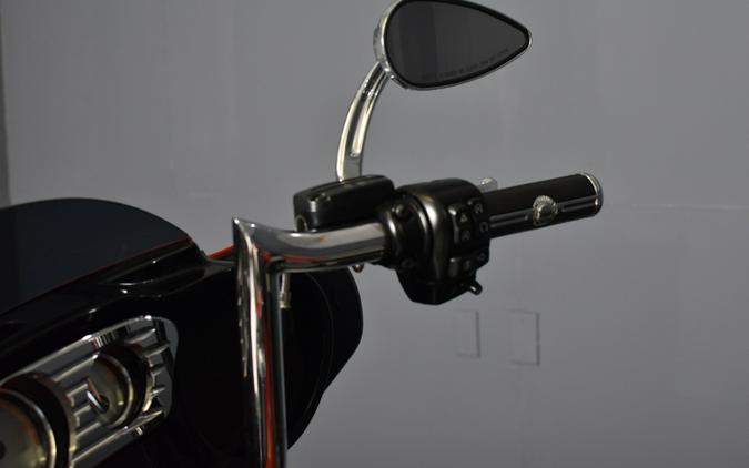 2017 Harley-Davidson Street Glide Special FLHXS