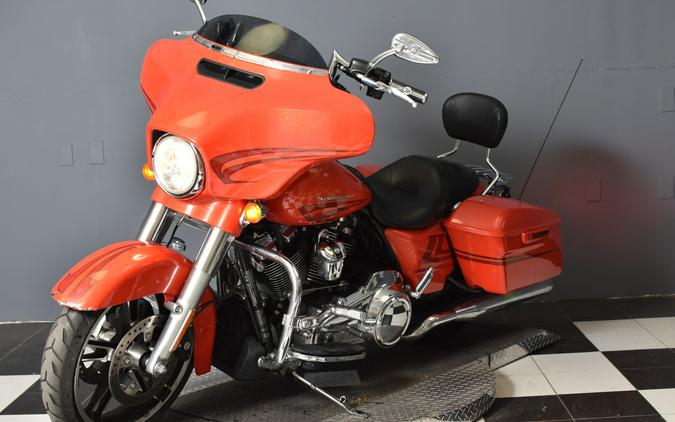 2017 Harley-Davidson Street Glide Special FLHXS