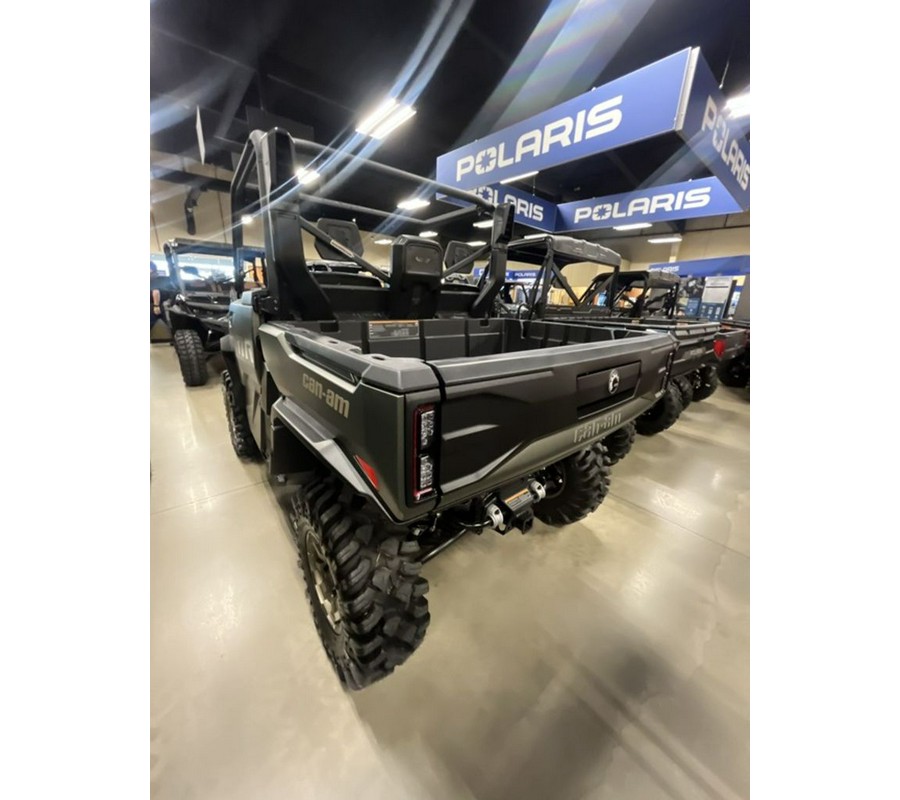 2026 Can-Am Defender X mr with Half Doors HD11