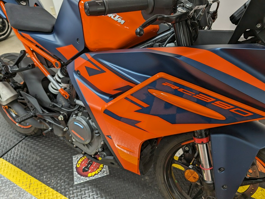 2023 KTM RC 390