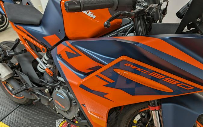 2023 KTM RC 390