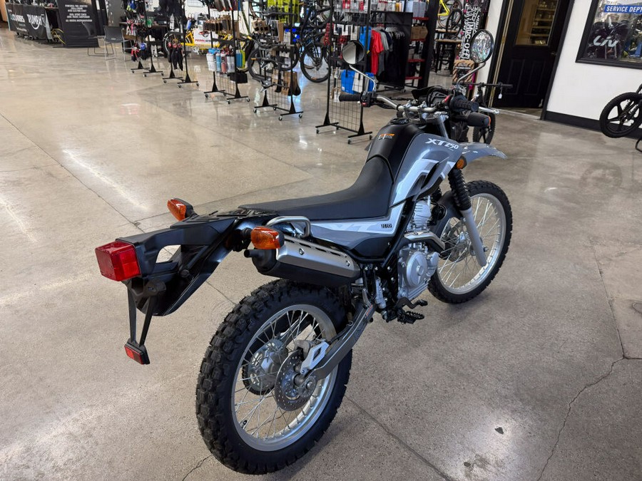2024 Yamaha XT 250