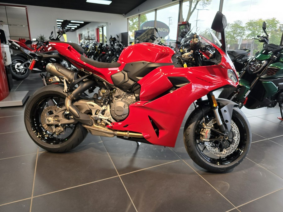 2026 Ducati Panigale V2