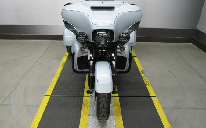 2025 Harley-Davidson® FLHTCUTG - Tri Glide® Ultra