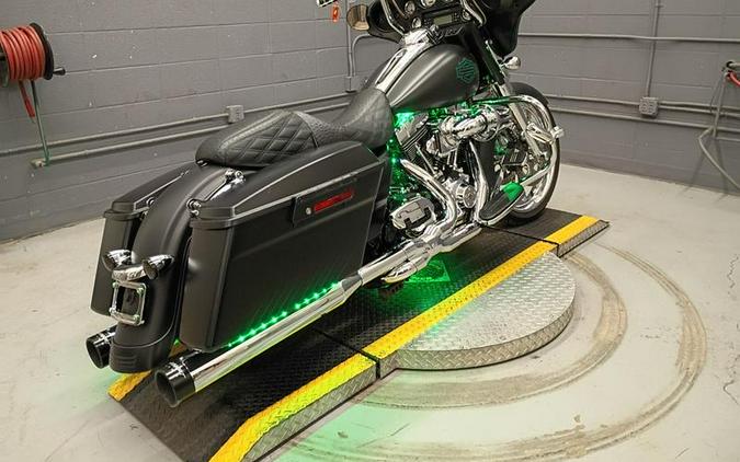 2013 Harley-Davidson® FLHX - Street Glide®