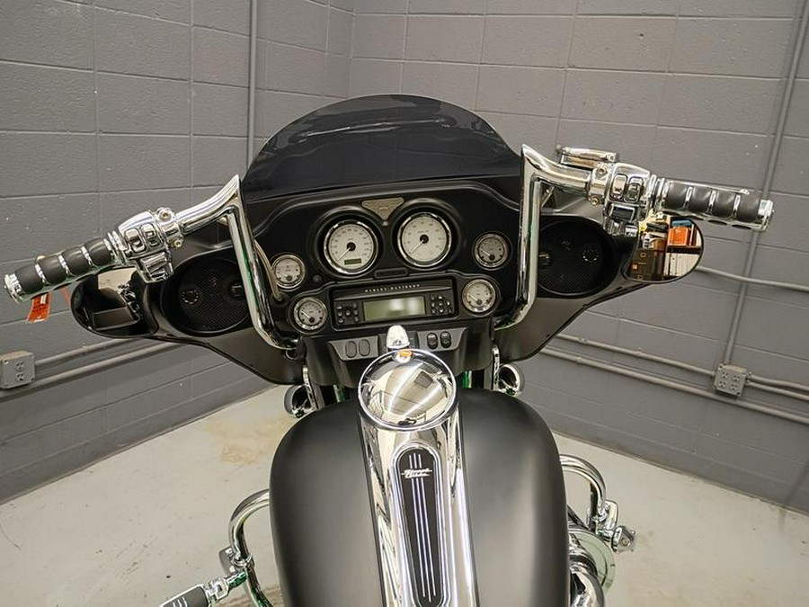 2013 Harley-Davidson® FLHX - Street Glide®