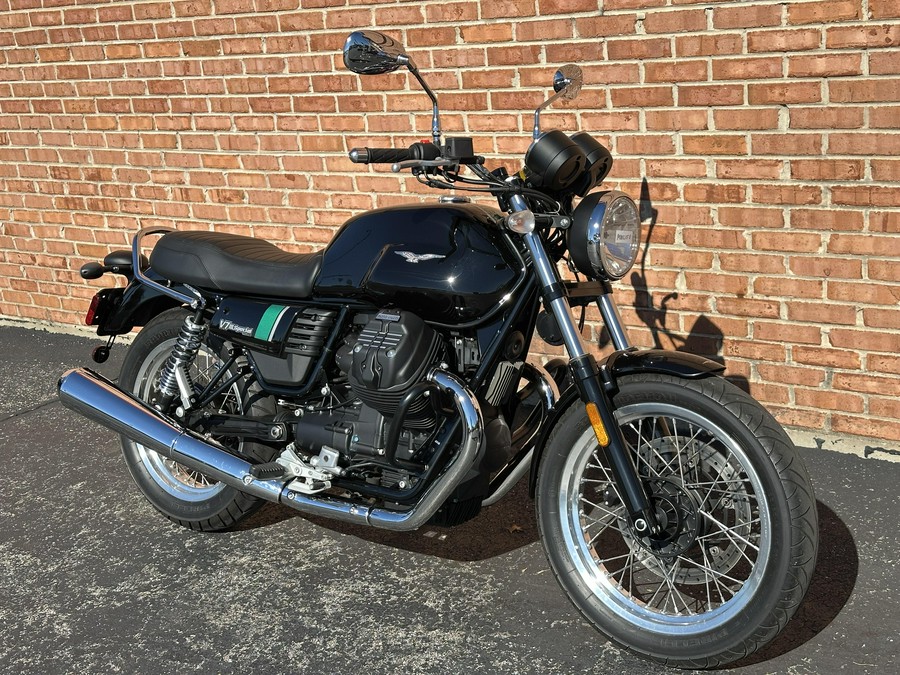 2018 Moto Guzzi V7 III Special
