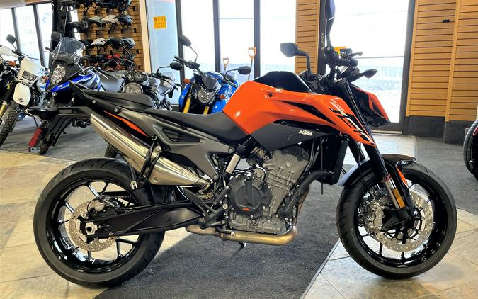 2023 KTM 790 Duke First Look [7 Fast Facts]