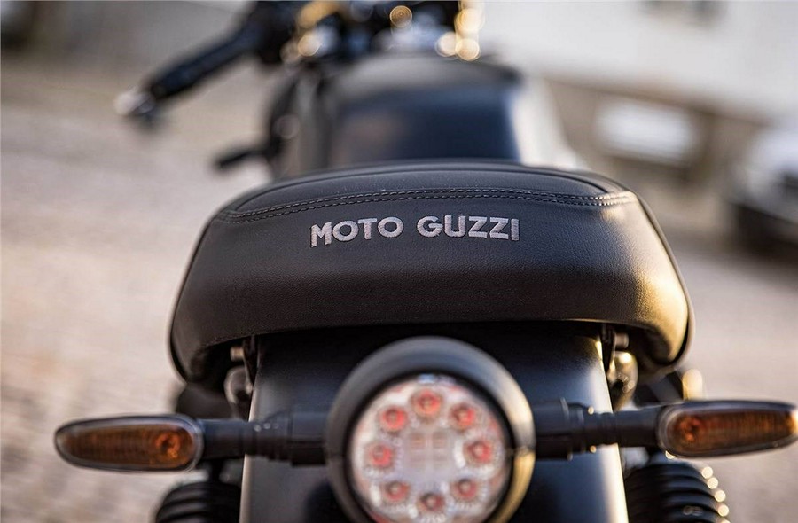 2023 Moto Guzzi V7 Stone