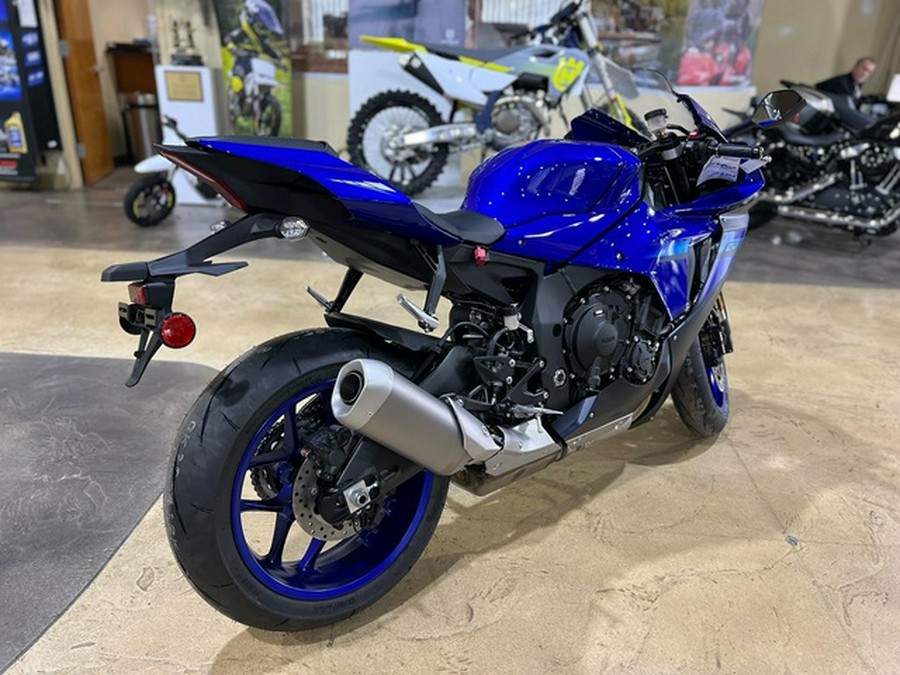 2024 Yamaha YZF-R1