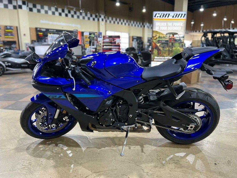 2024 Yamaha YZF-R1