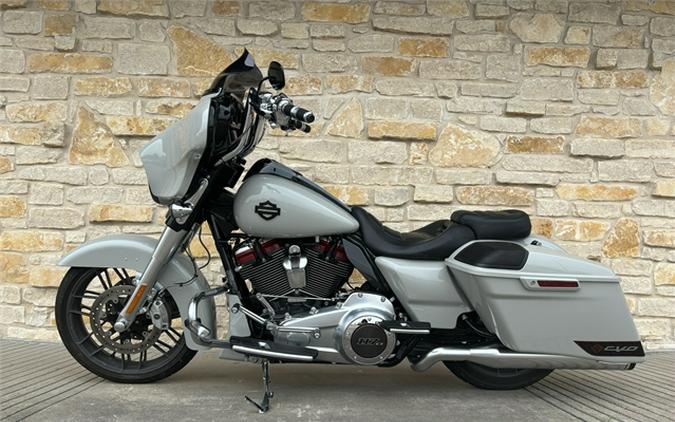 2020 Harley-Davidson CVO Street Glide